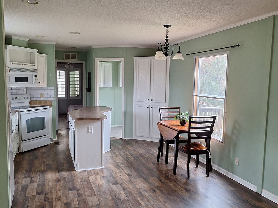1st image of 5819 Bradley Ln