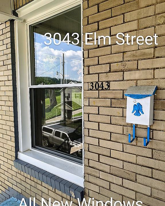 1st image of 3043 Elm St