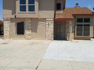 10904 Golden Pond Dr, El Paso, TX 79934