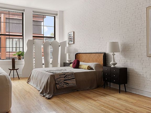 4th image of 7 Bond St APT 4-C