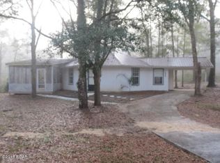 2487 Wood Ave, Alford, FL 32420