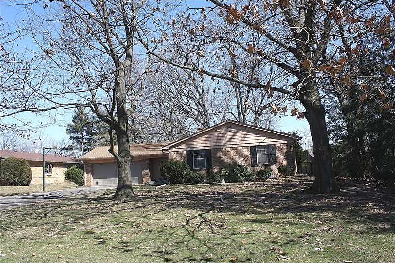 1st image of 2415 N Eustis Dr