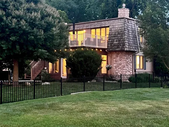 38 Ems D17 Ln, Syracuse, IN 46567