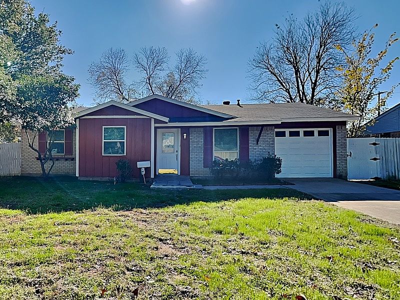 1st image of 1101 Johns Dr