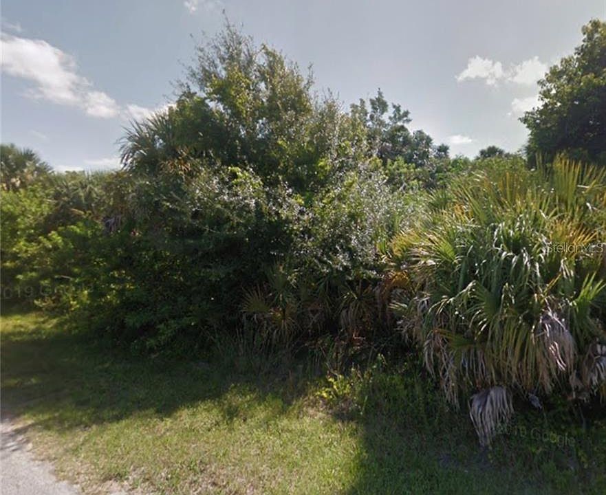 1st image of 411 Solana St