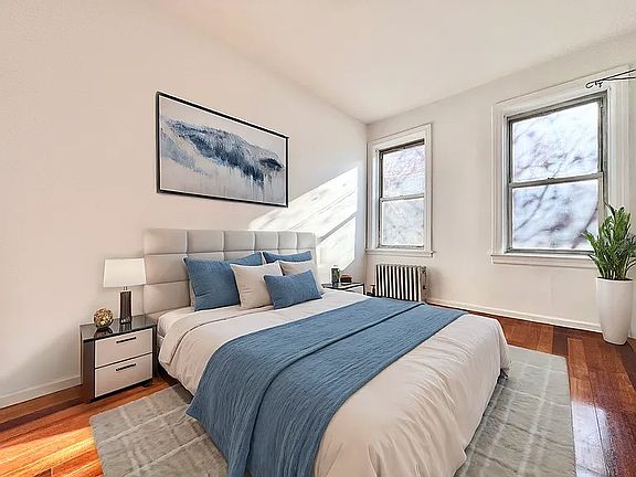4th image of 145 Montrose Ave APT A2