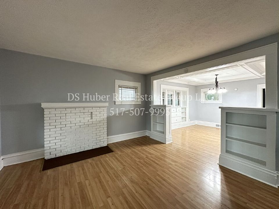 1226 W Michigan Ave, Lansing, MI 48915 Zillow