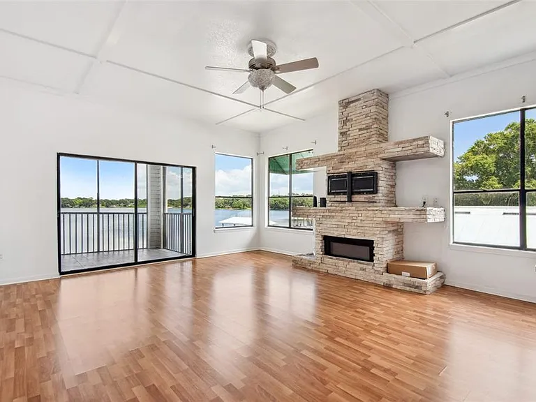 3127 W Sligh Ave #204B — Photo 4