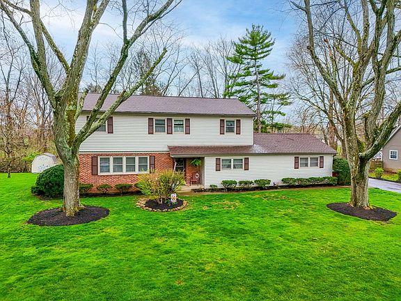 4th image of 9573 Circle Dr