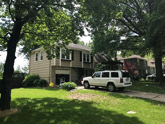2nd image of 13303 Donnelly Ave