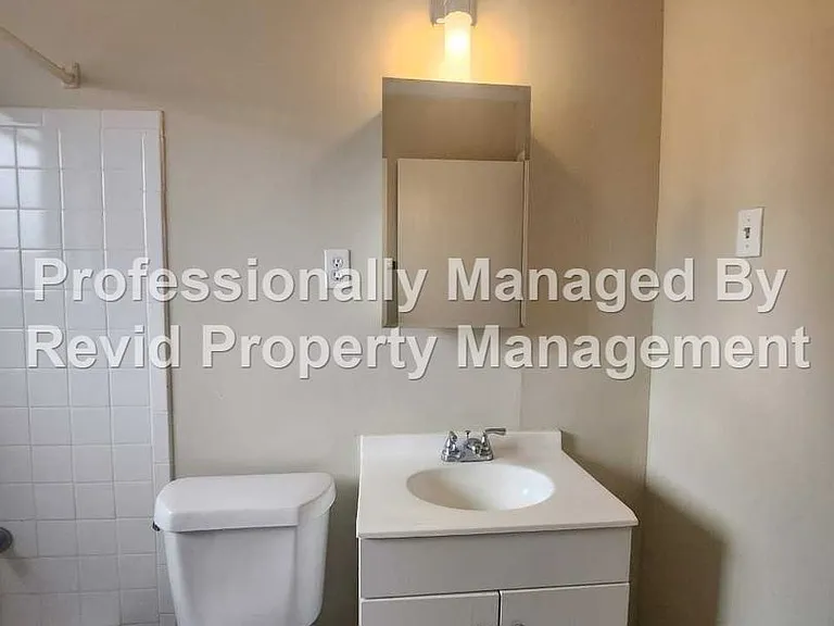 1280 Harbert Ave. — Photo 17