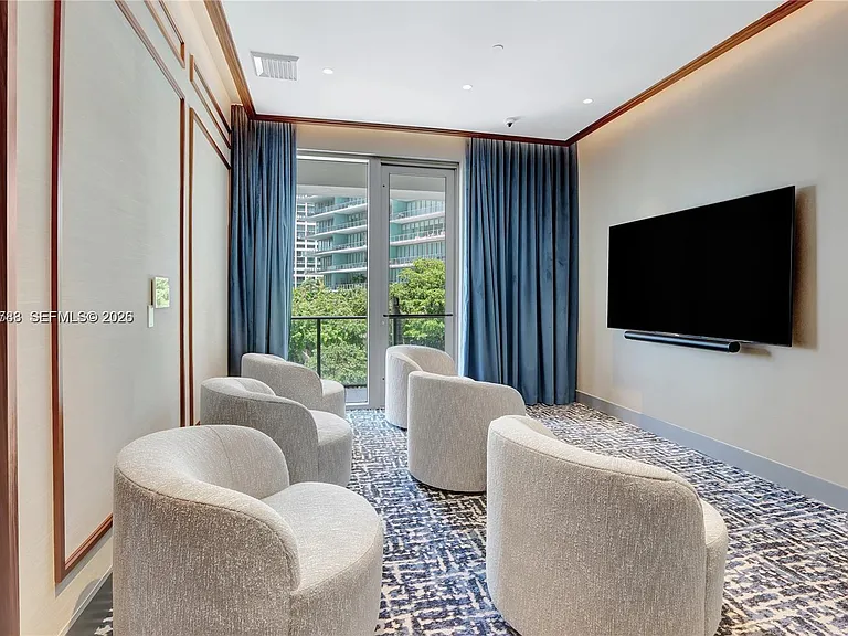 2655 S Bayshore Dr #403 — Photo 40
