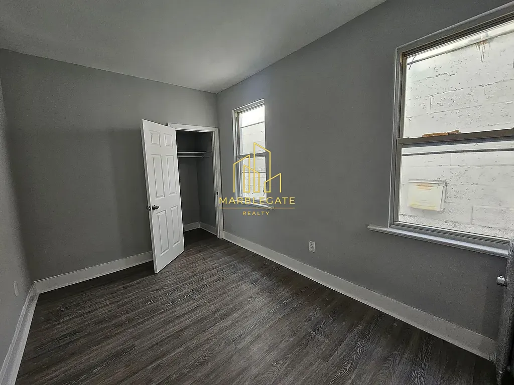 4 bed, $2,395 — Photo 4