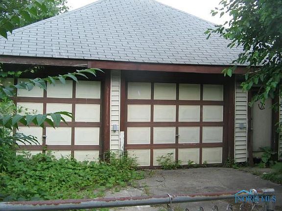 3rd image of 1315 Yondota St