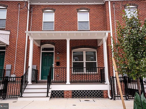 3rd image of 836 Bennett St