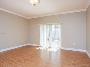 8813 NW 142nd Ln, Miami Lakes, FL 33018