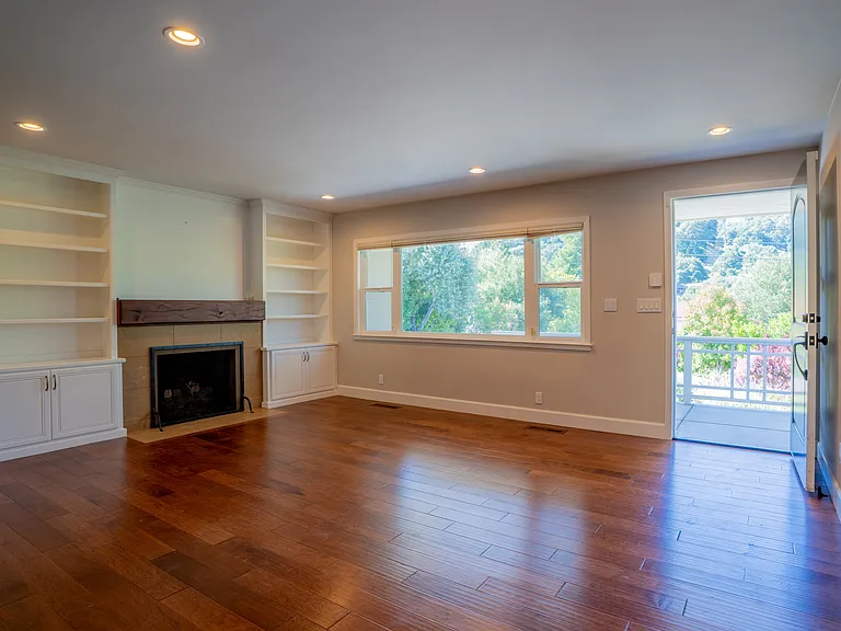 11 Edgewood Ct — Photo 4