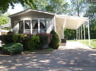 127 A St SW, Navarre, OH 44662