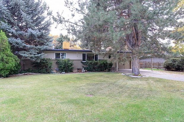 1st image of 5779 S Beaumont Dr