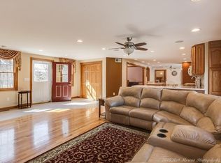 221 E Richardson Rd, Dracut, MA 01826