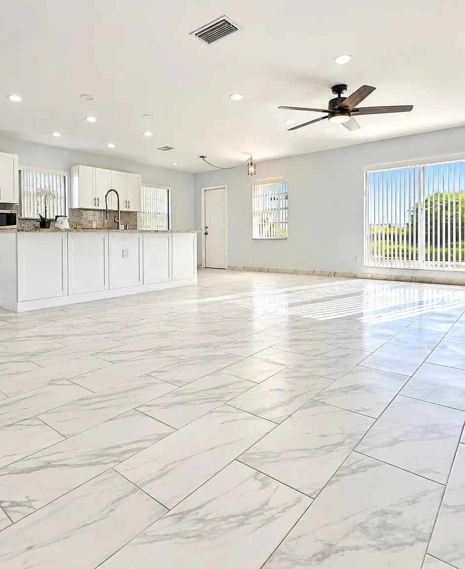 4 bed, 2.0 bath, 1688 sqft, $3,999 — Photo 4