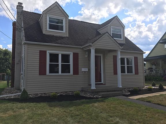 2nd image of 309 W Sherman Ave