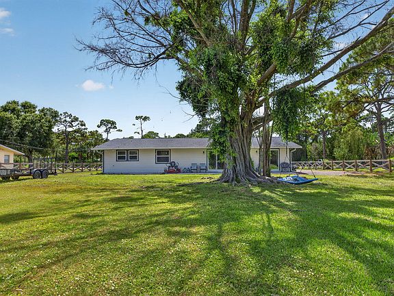 5th image of 5912 Pinetree Drive