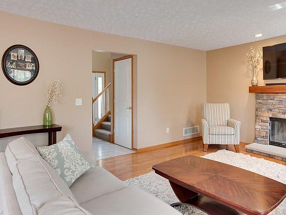 5th image of 5820 Oriole Ct
