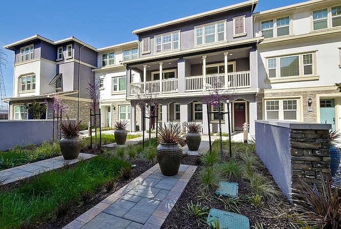 1st image of 108 Hornbeam Trl
