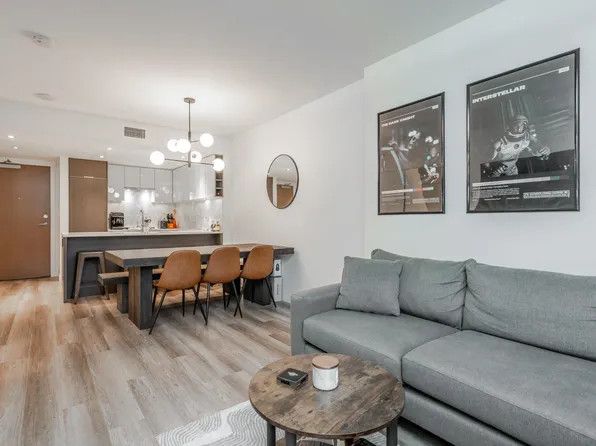 110 Switchmen St #107, Vancouver, BC V6A 0C6