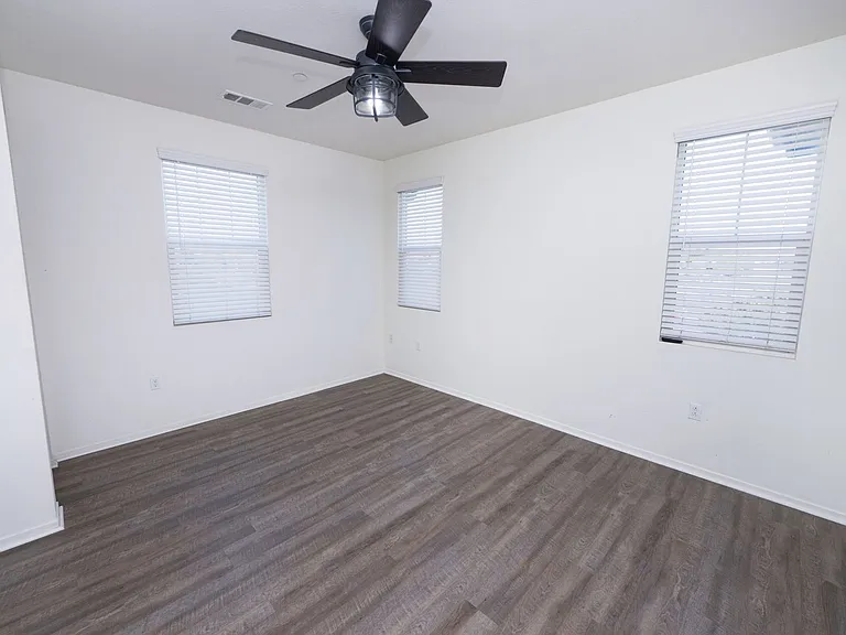 5405 San Virgilio — Photo 24