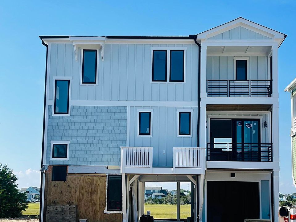 1st image of 862 Ocean Boulevard W