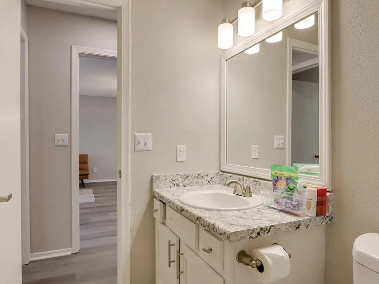 3484 W Harvard St #3484 — Photo 13