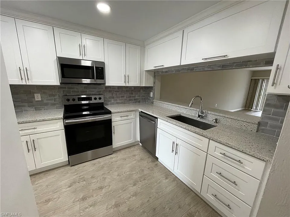 1200 Commonwealth Cir #103