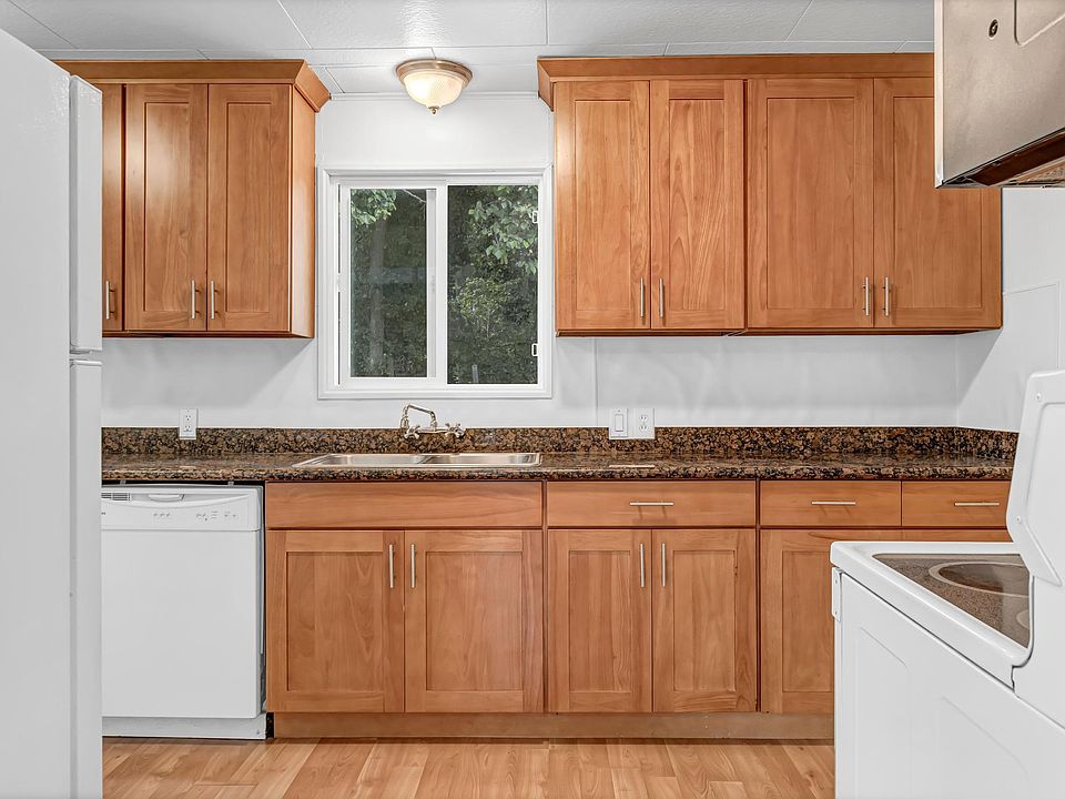 12418 NE 95th St, Kirkland, WA 98033 | Zillow