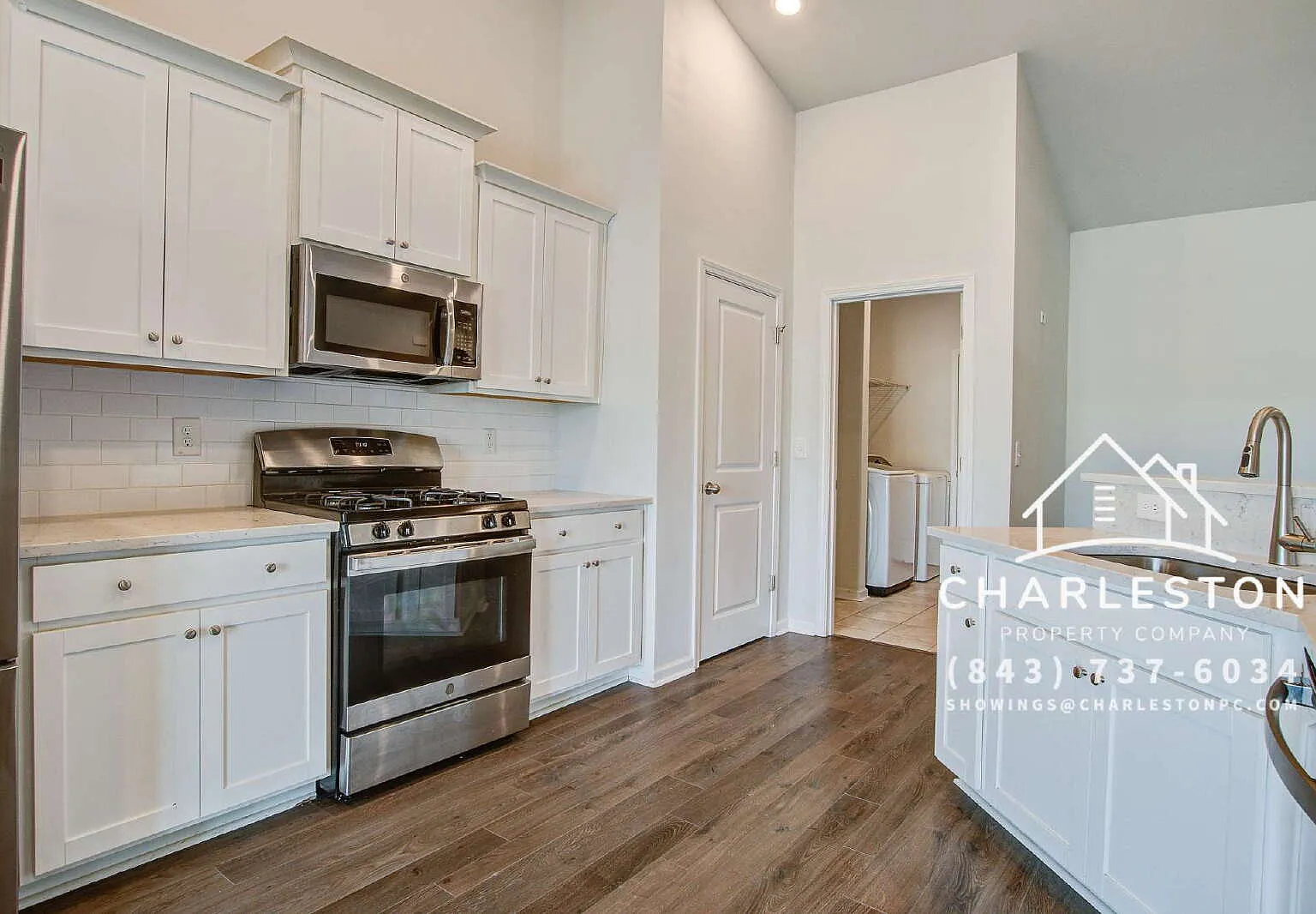 4 bed, 3.0 bath, 2220 sqft, $2,400 — Photo 4