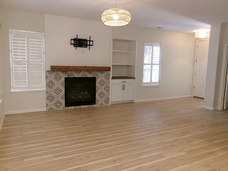 5590 Bridger Peak Dr — Photo 2