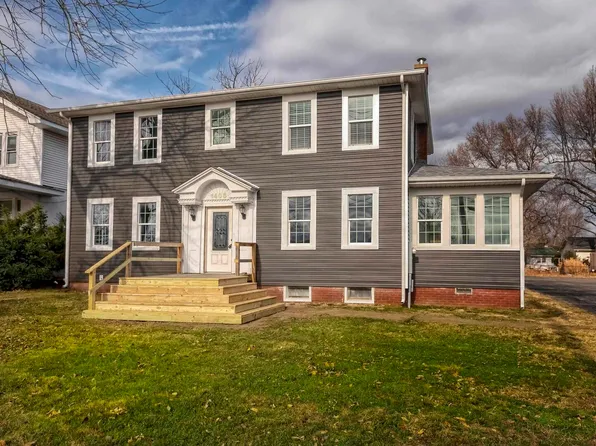 1406 W Main St, Marion, IL 62959