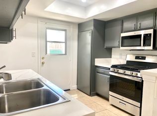 18953-18955 Gault St #3, Reseda, CA 91335