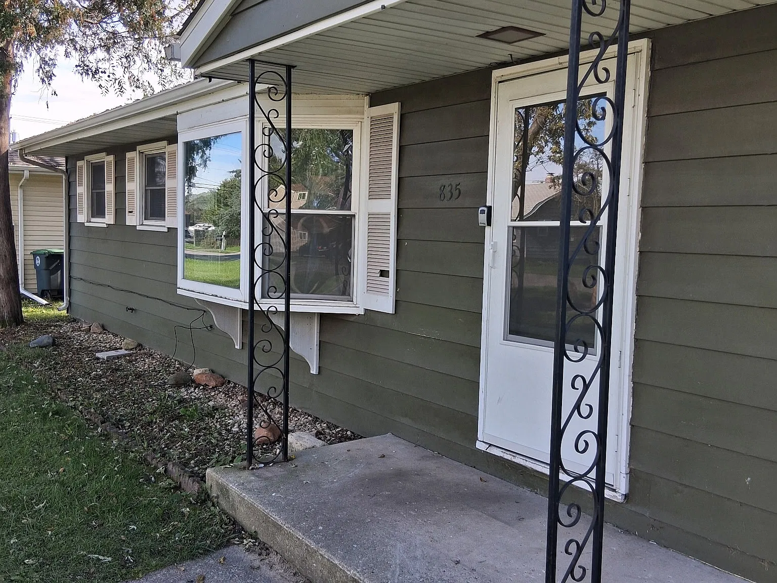 3 bed, 912 sqft, $1,550 — Photo 4
