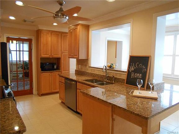 5th image of 1100 Stafford Pl