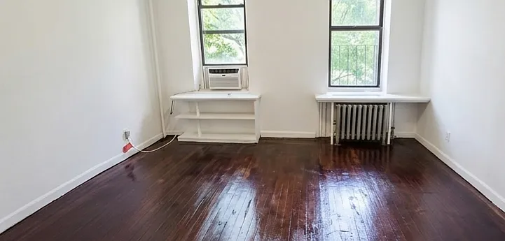 82 E 3rd St #2D — Photo 4