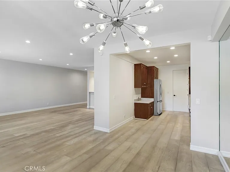 4949 Genesta Ave #104 — Photo 12