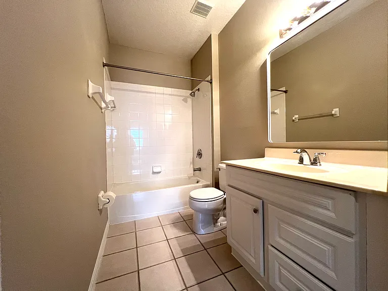 502 Greenbrier Ave — Photo 22