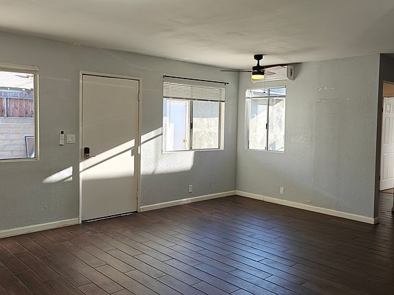 4th image of 745 1/2 N Pauline St