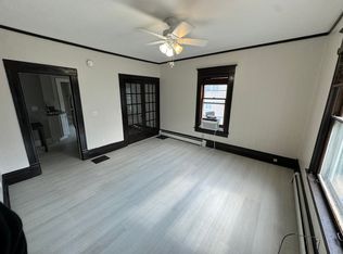 20 N Dodge St UNIT 2, Iowa City, IA 52245