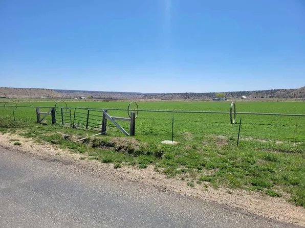 435 N Meadow Ln, Tropic, UT 84776