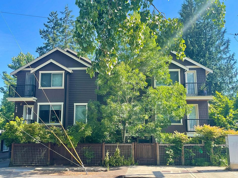 1st image of 3503 NE 110th St