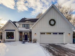 8351 Niagara Ln N, Maple Grove, MN 55311