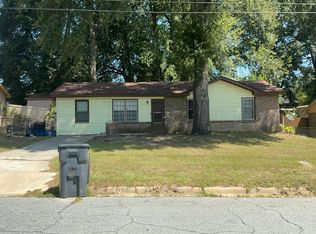 714 Prince Dr, Phenix City, AL 36869